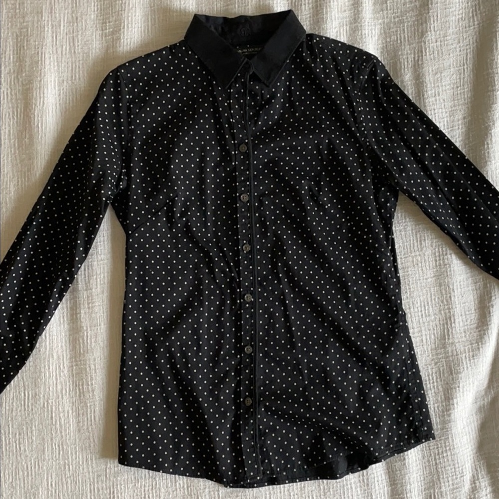 Banana Republic long sleeved button up blouse